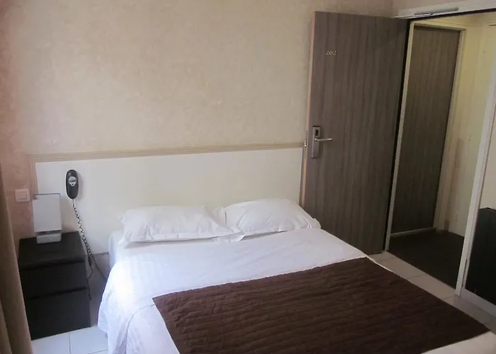Hotel Paris Lecluse